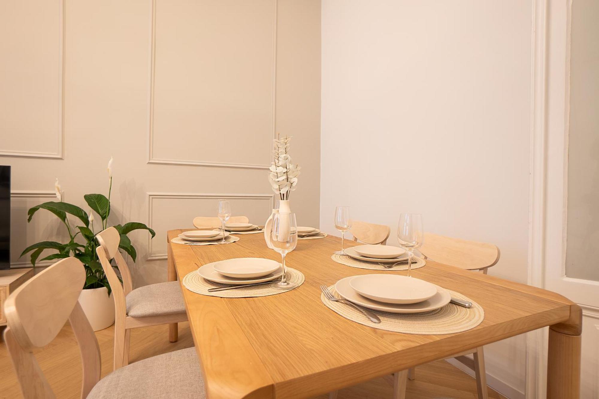 Spacious 110М2 Flat In The City Center Vienne Extérieur photo